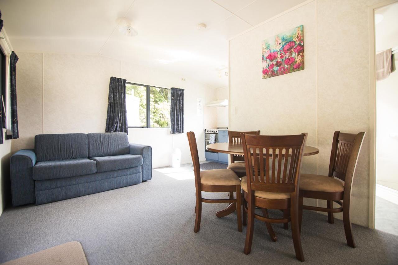 Stratford Motel & Holiday Park Exterior photo